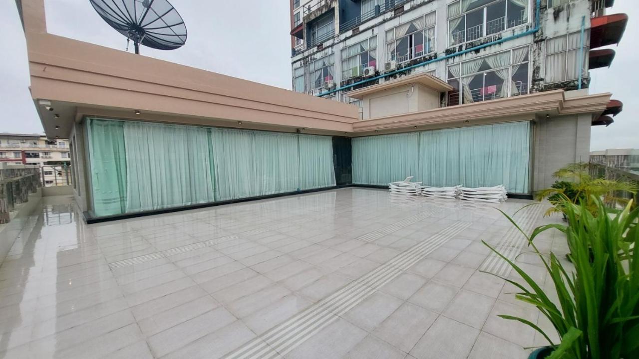 Hotel Grand Galaxy Γιανγκόν Εξωτερικό φωτογραφία